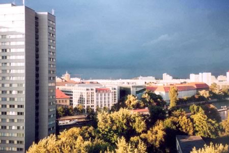Blick auf die Holl&auml;ndische Botschaft